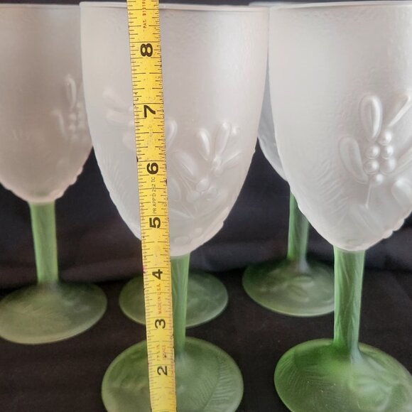 Pfaltzgraff winterwood frosted goblets - Picture 2 of 4